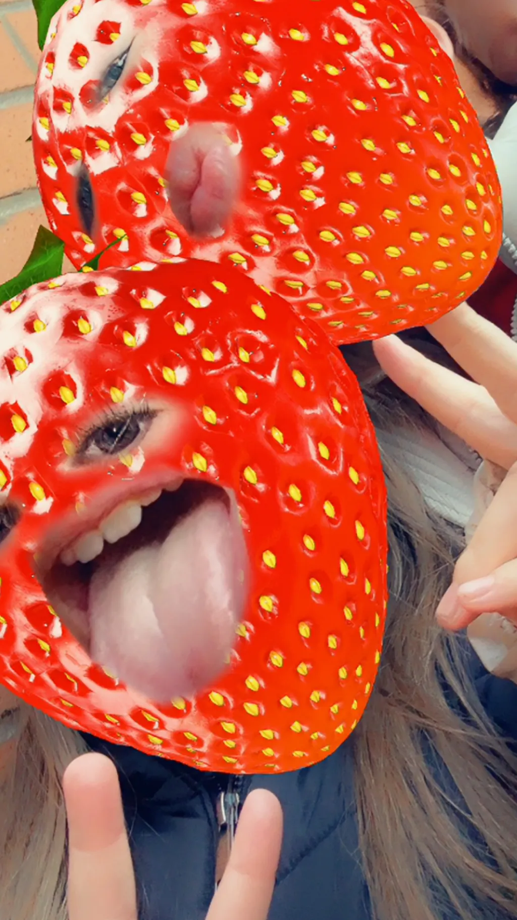 ai character: Me hallé darcey background