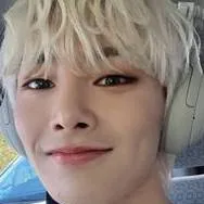 chat with ai character: Jeongin