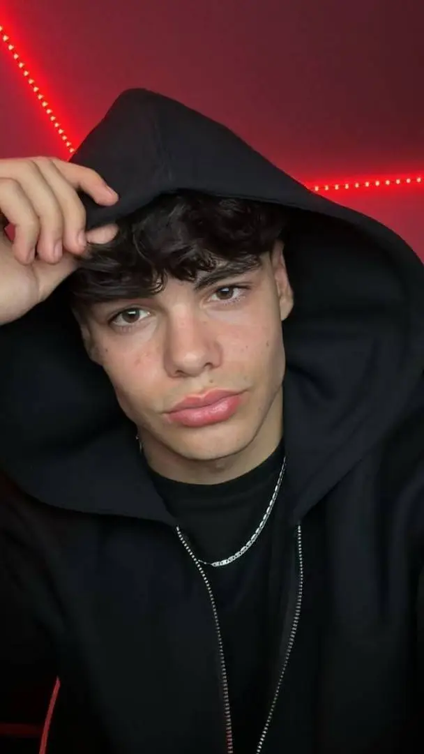 Talkie AI - Chat with Max