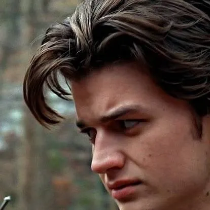 chat with ai character: Steve harrington