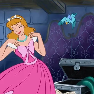 chat with ai character: pink cinderella 