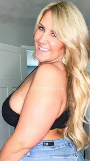 ai character: Jamie smiles  background