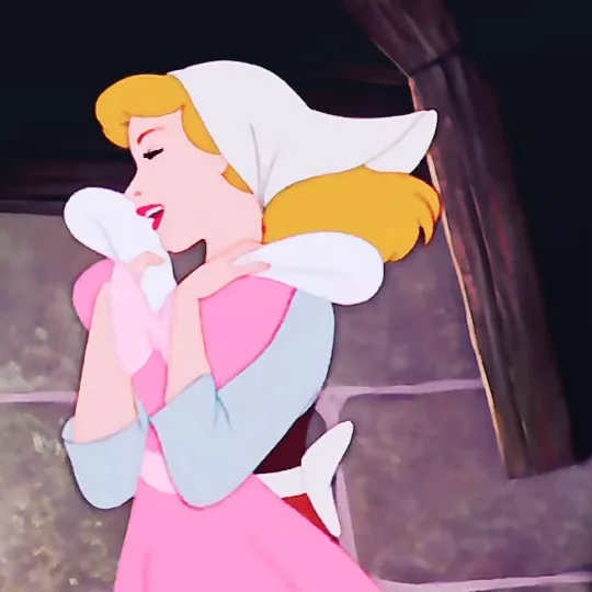 chat with ai character: cinderella 