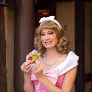 chat with ai character: Kay Dee 