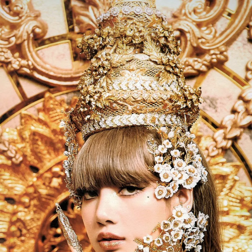 chat with ai character: La Lisa