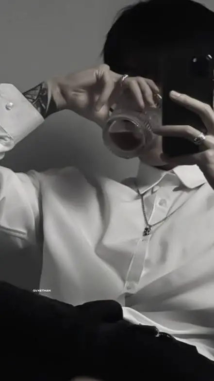 ai character: Andrei  background