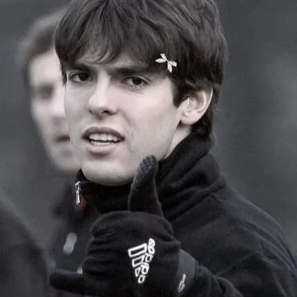 chat with ai character: Ricardo K. 