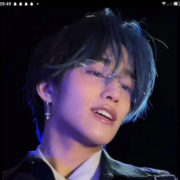 chat with ai character: Jin-Woo