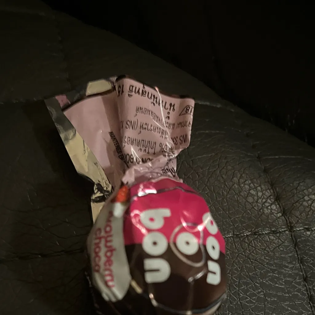 chat with ai character: Candy! 