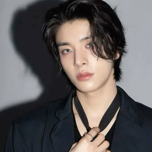 chat with ai character: Sim Jake/Jaehyun