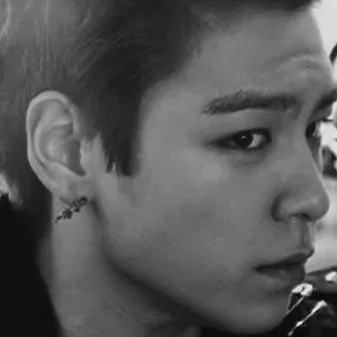 chat with ai character: Seung Hyun 