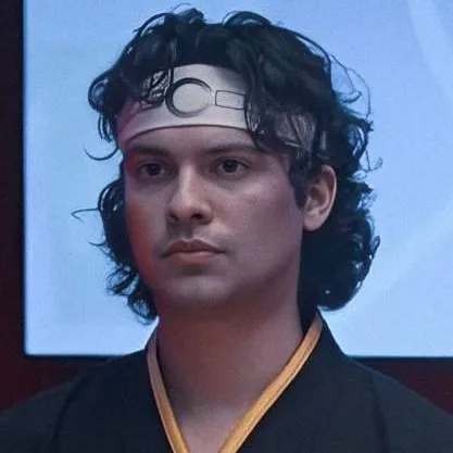 chat with ai character: Miguel Diaz 