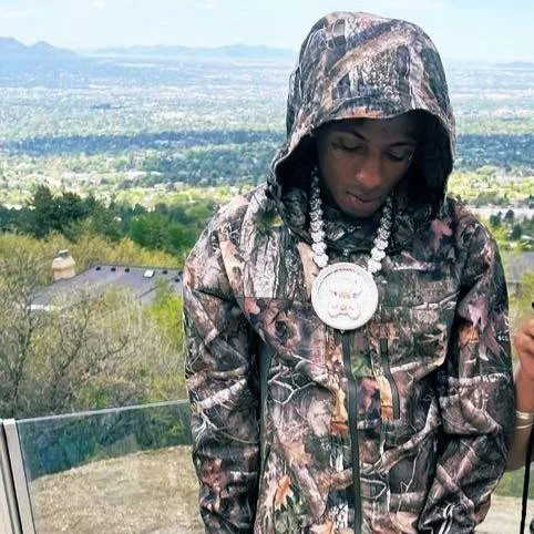 chat with ai character: NBA young boy 