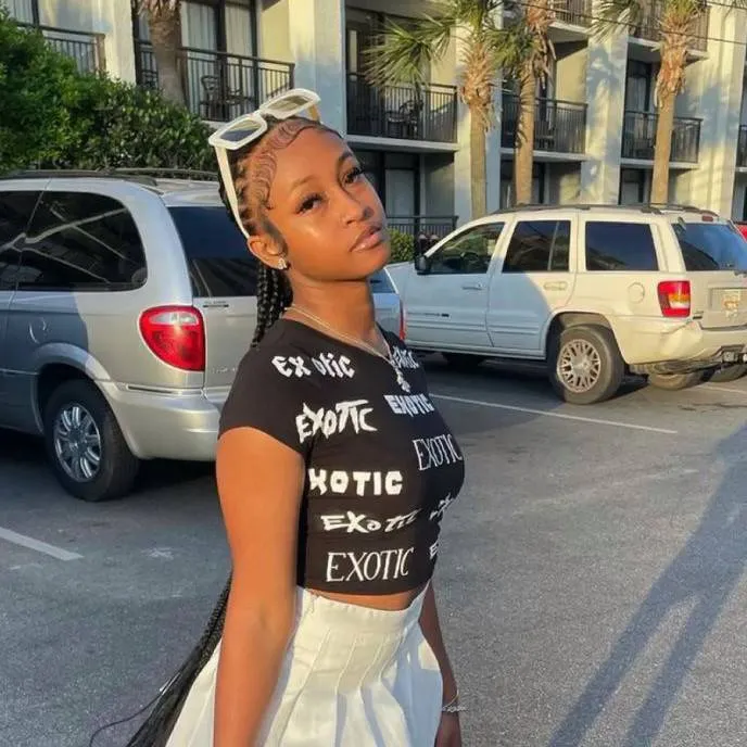 chat with ai character: MY GF