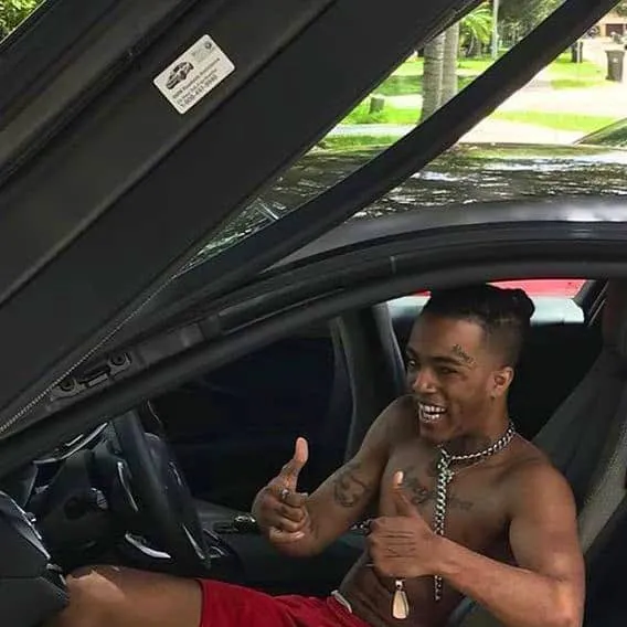 chat with ai character: xxxtentacion 