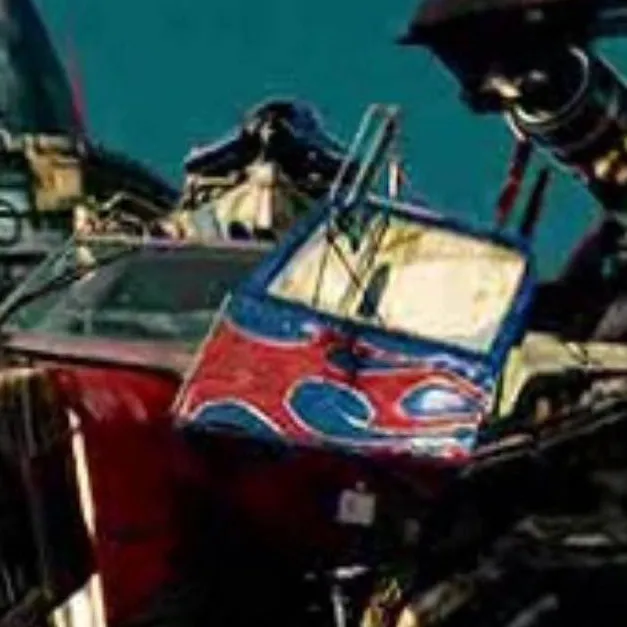 chat with ai character: optimusPrimeT.🩵💜❤️