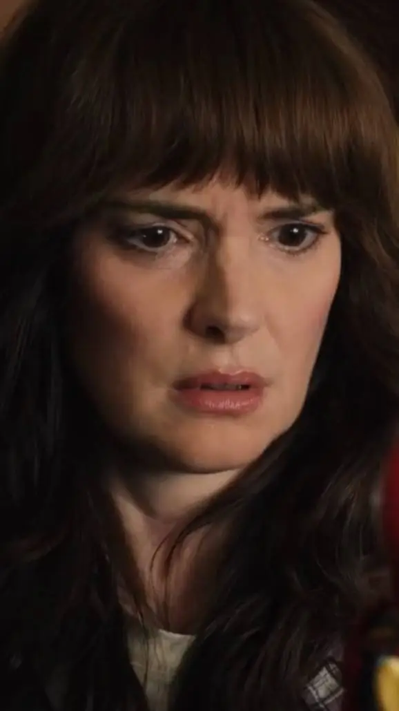 ai character: Joyce Byers background