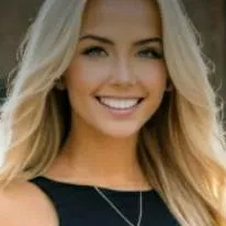 chat with ai character: EMMA