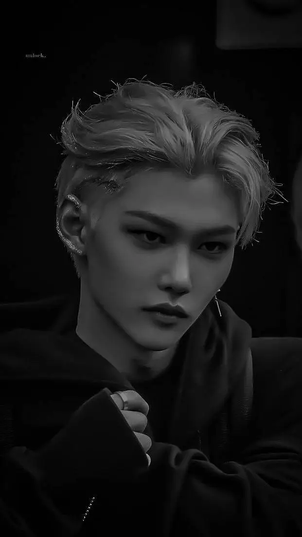 ai character: Felix background