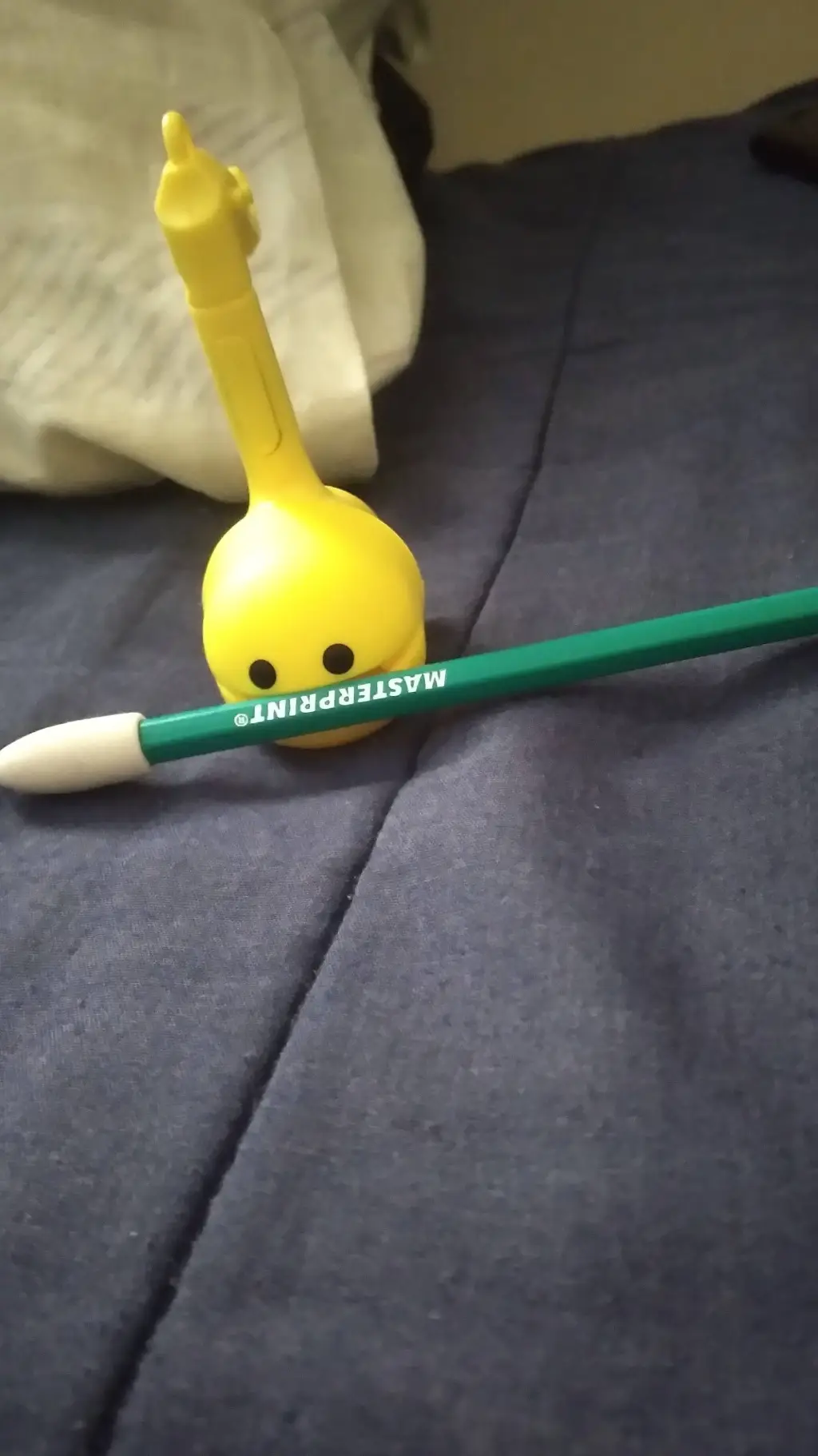 ai character: cocô  background