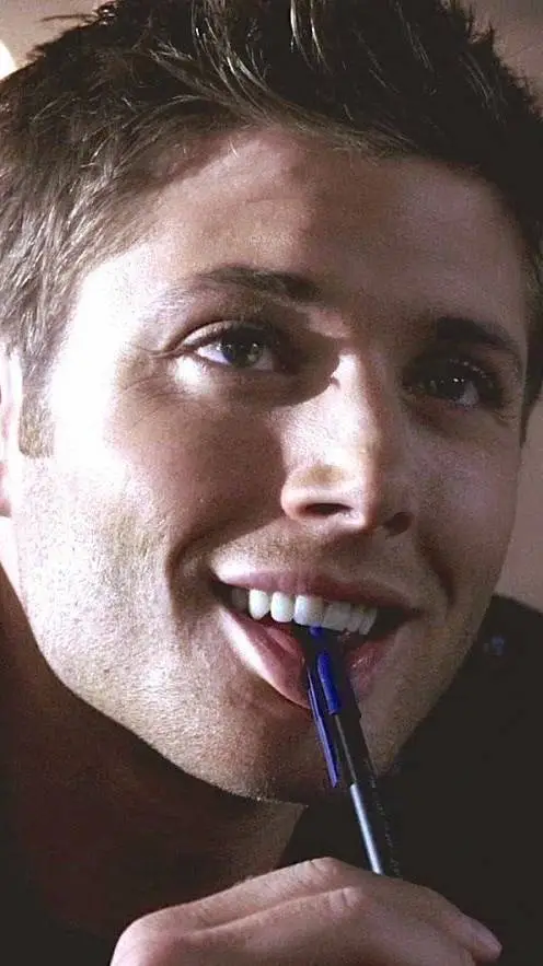 ai character: 👻🥧Supernatural🥧👻 background