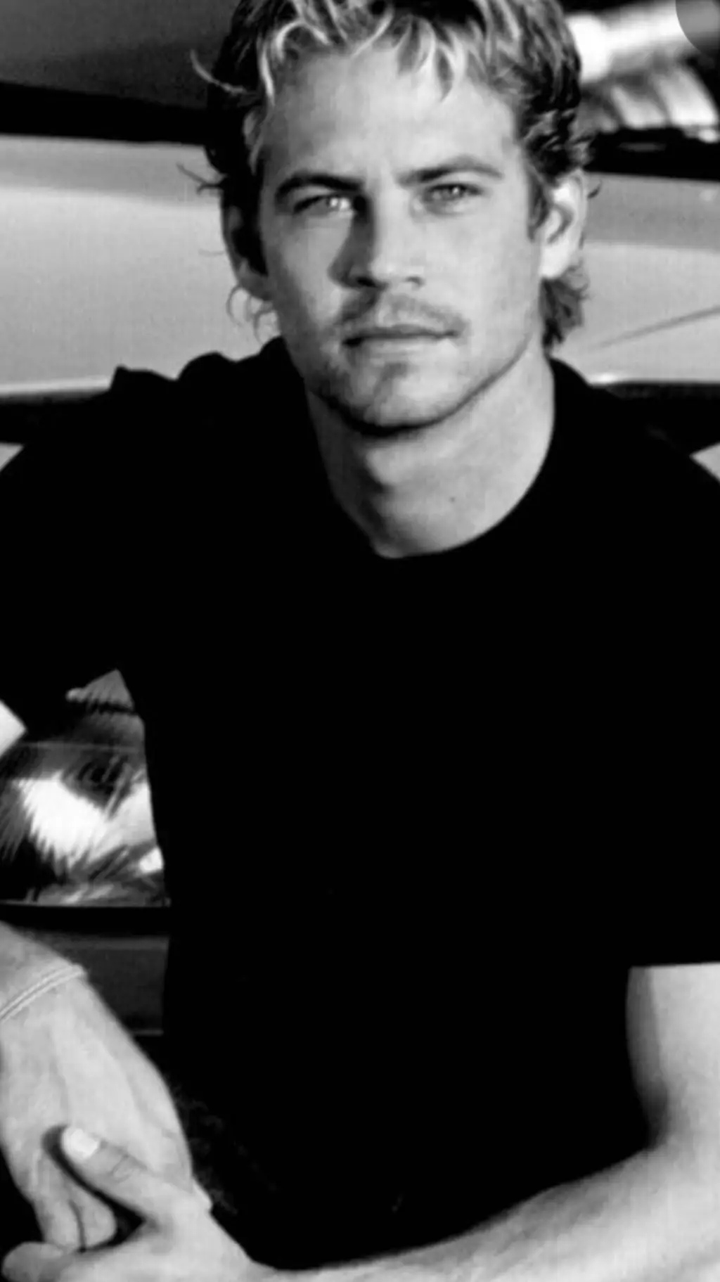 ai character: Paul Walker 55555 background