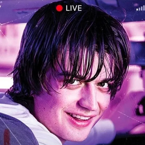 chat with ai character: Kurt kurhkle