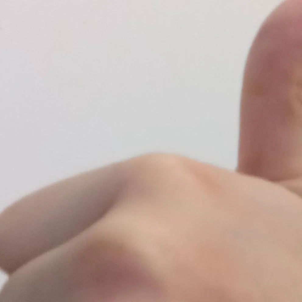 chat with ai character: лайк