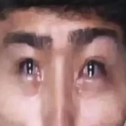 chat with ai character: Fernanfloo triste