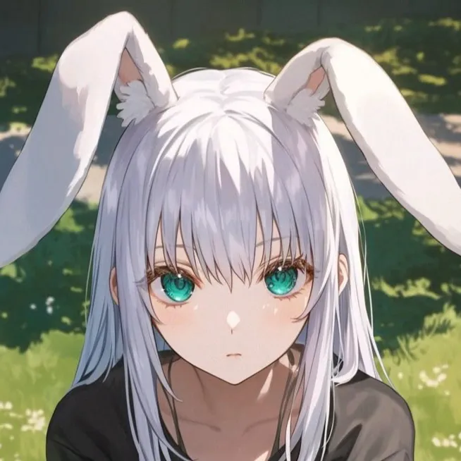 chat with ai character: Lucia 