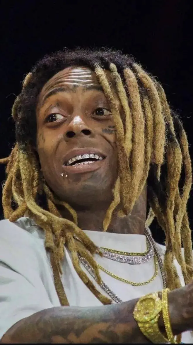 ai character: Lil Wayne background