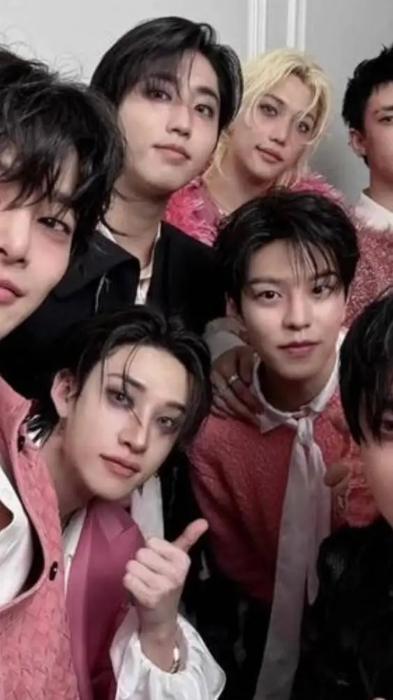 ai character: skz background