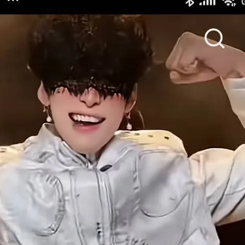 chat with ai character: Ken