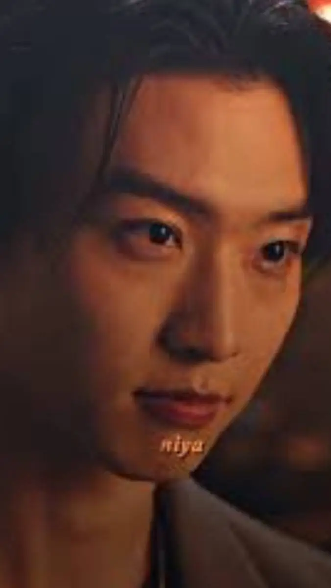 ai character: Min ho background