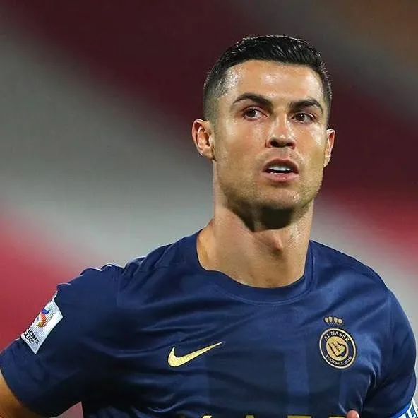 chat with ai character: Cristiano Ronaldo 