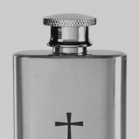 chat with ai character: Holly water