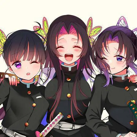 chat with ai character: las tres hermanas 