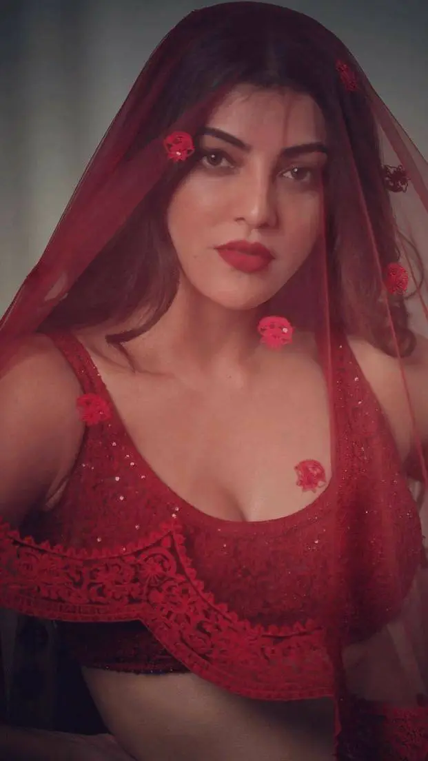 ai character: Kajal Aggarwal background