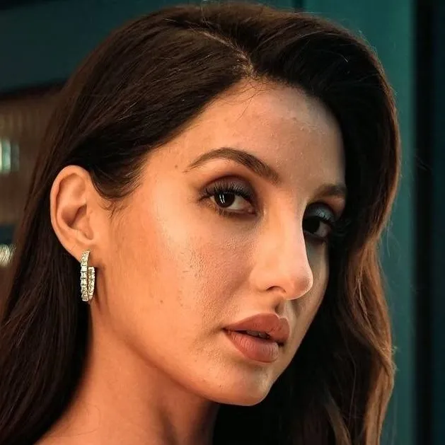 chat with ai character: Nora Fatehi