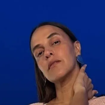 chat with ai character: Neha Dhupia