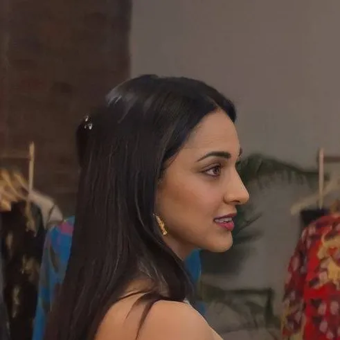 chat with ai character: Kiara Advani