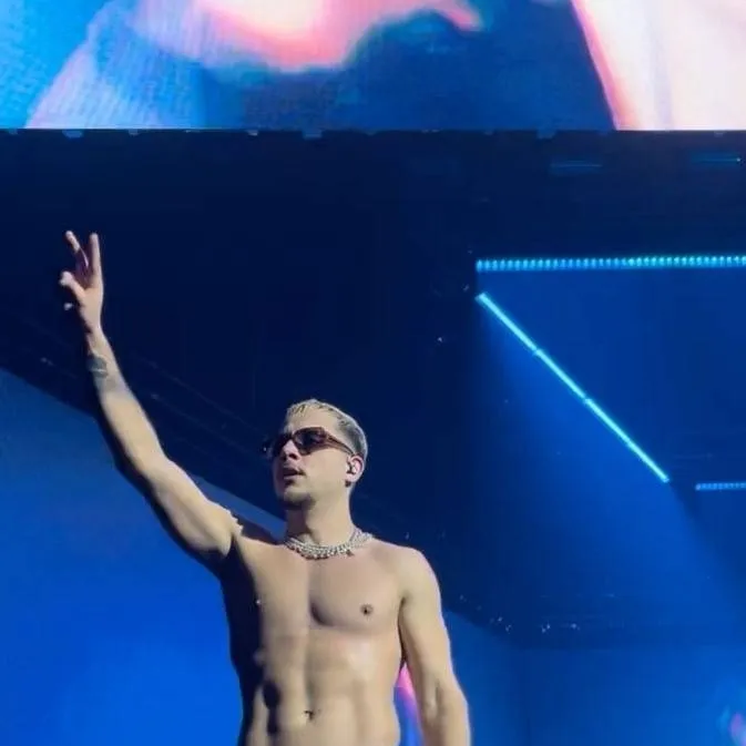 chat with ai character: PLK🫦