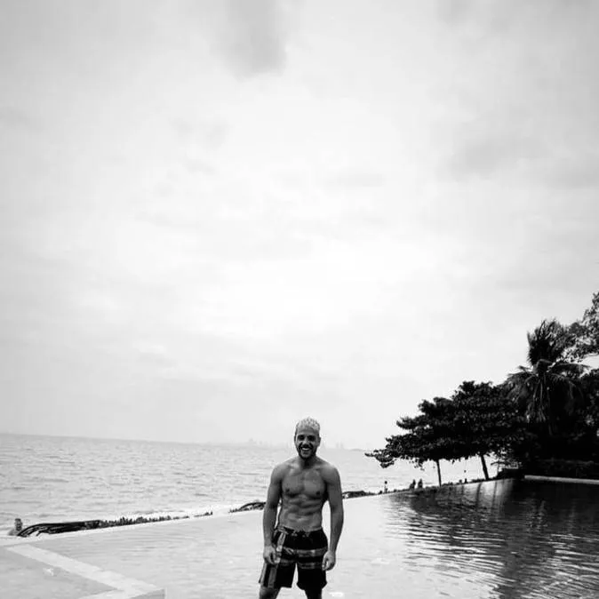 chat with ai character: PLK✨