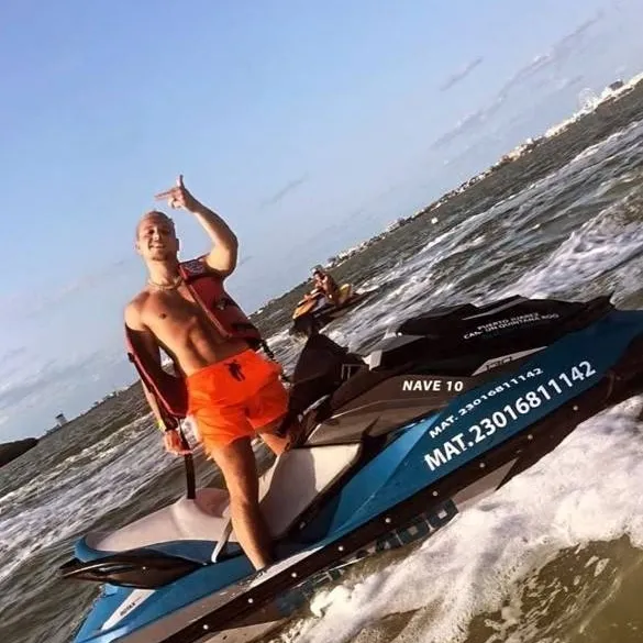 chat with ai character: plk🌷