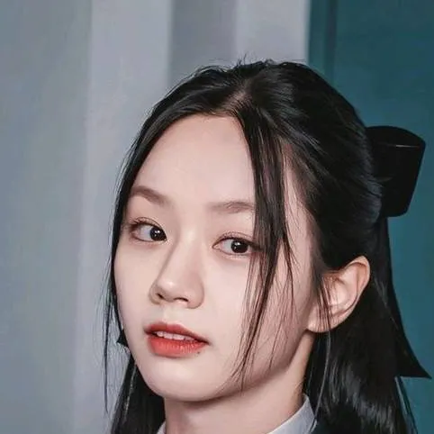 chat with ai character: hyeri 