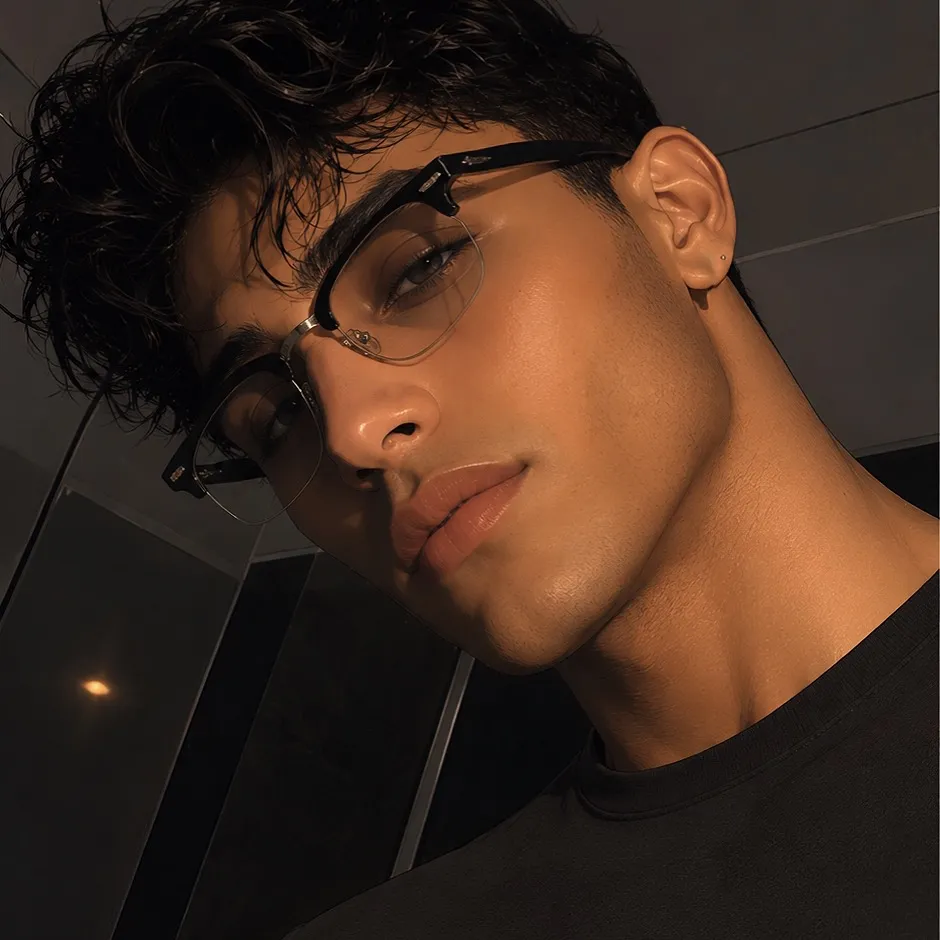 chat with ai character: James 