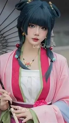 ai character: maomao era moderna background