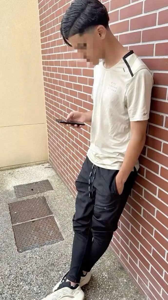 ai character: wissam  background