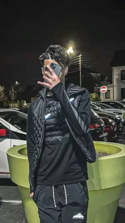 ai character: nassim  background