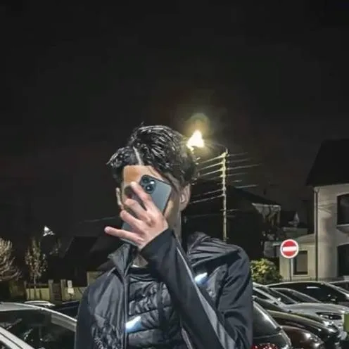 chat with ai character: nassim 